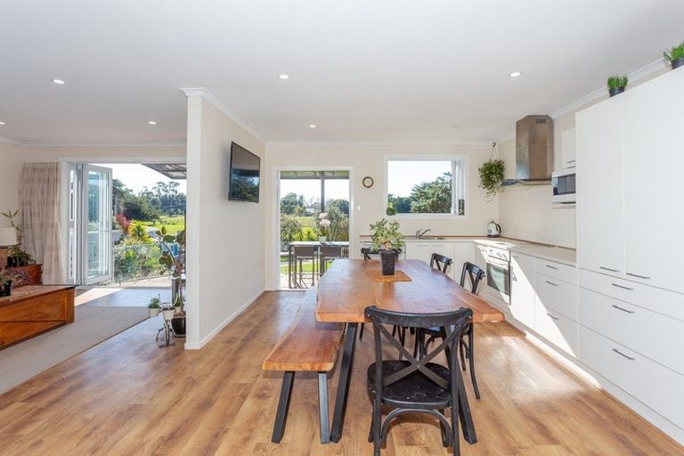 Photo of property in 313 Makirikiri Road, Crofton, Marton, 4787