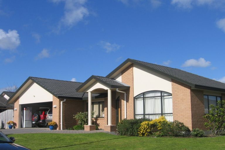 Photo of property in 6 Coleraine Place, East Tamaki, Auckland, 2016