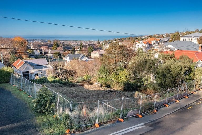 Photo of property in 11 Whitby Street, Mornington, Dunedin, 9011