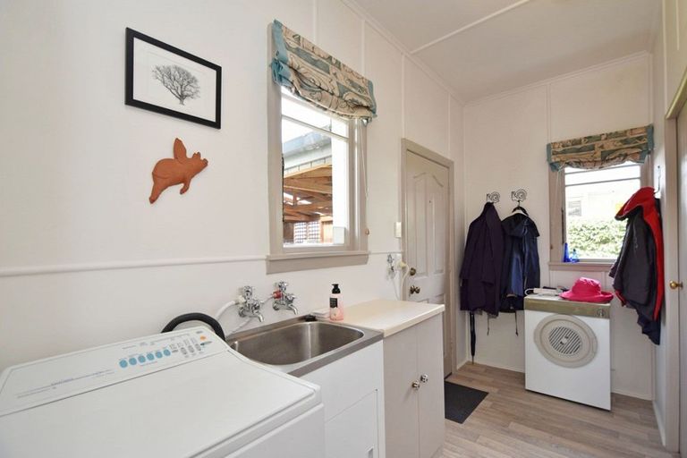 Photo of property in 19 Herriot Street, Richmond, Invercargill, 9810