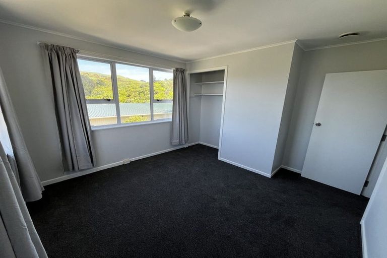 Photo of property in 25 Hiwi Crescent, Titahi Bay, Porirua, 5022