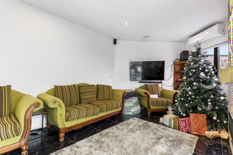 Photo of property in 6/79 Ranfurly Road, Alfriston, Auckland, 2105