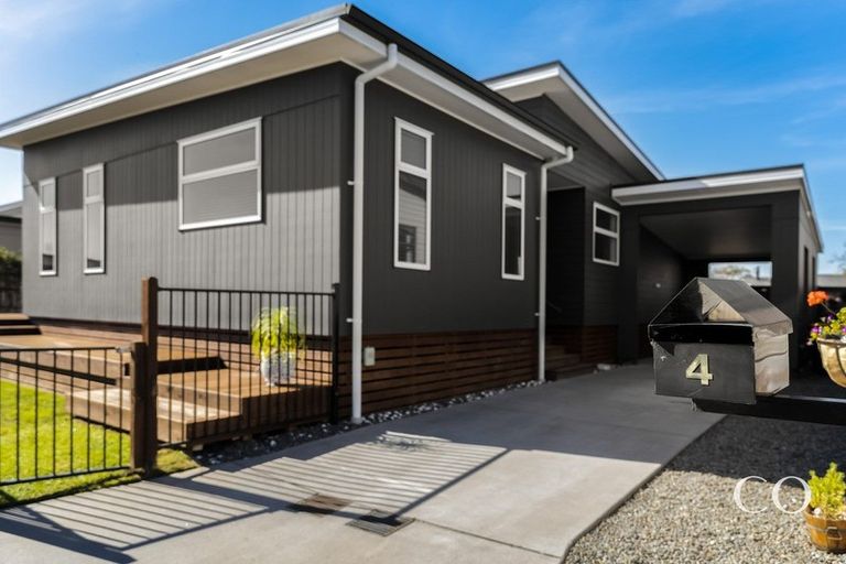Photo of property in 4 Ernie Way, Mount Maunganui, 3116