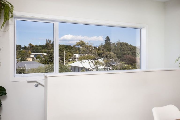Photo of property in 25 Birdwood Avenue, Moturoa, New Plymouth, 4310