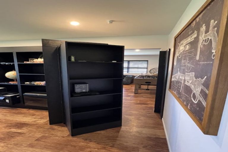 Photo of property in 3 Wyon Way, Flat Bush, Auckland, 2016