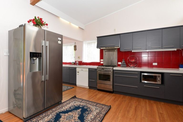 Photo of property in 5 Mcinnes Place, Queenwood, Hamilton, 3210