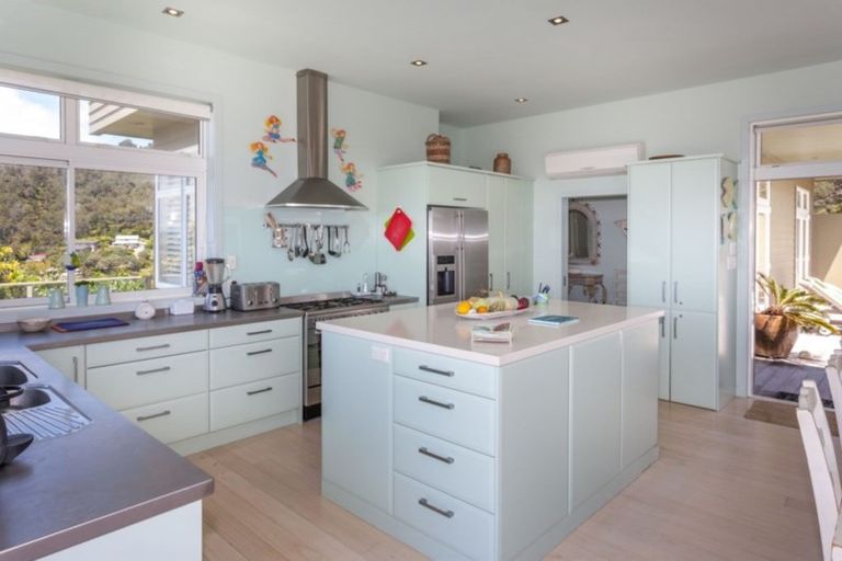 Photo of property in 69 Grange Road, Hahei, Whitianga, 3591