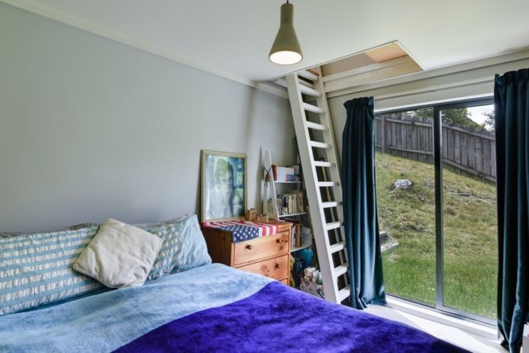 Photo of property in 5a Wye Place, Fernhill, Queenstown, 9300