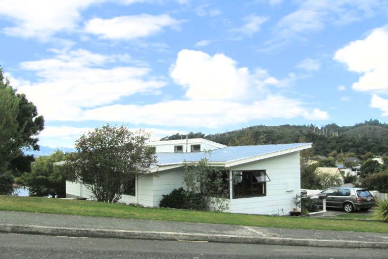 Photo of property in 4 Duncraig Street, Silverstream, Upper Hutt, 5019