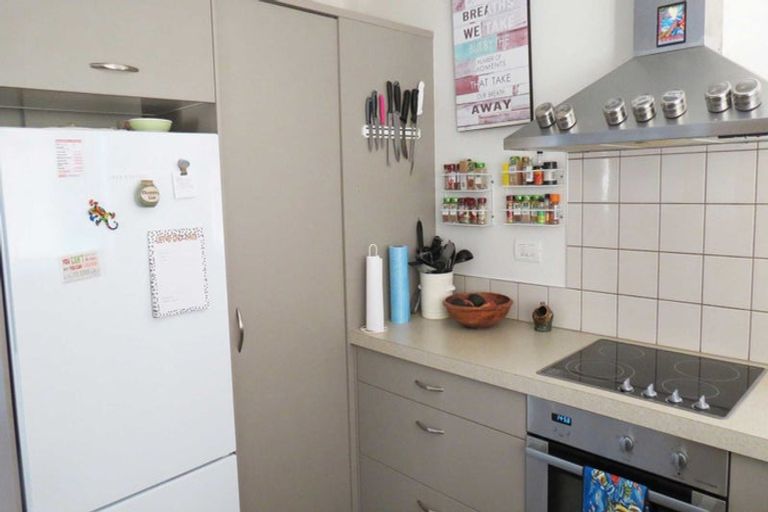 Photo of property in 96a Onerahi Road, Onerahi, Whangarei, 0110