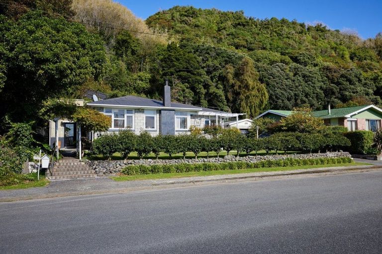 Photo of property in 172 Torquay Street, Kaikoura, 7300