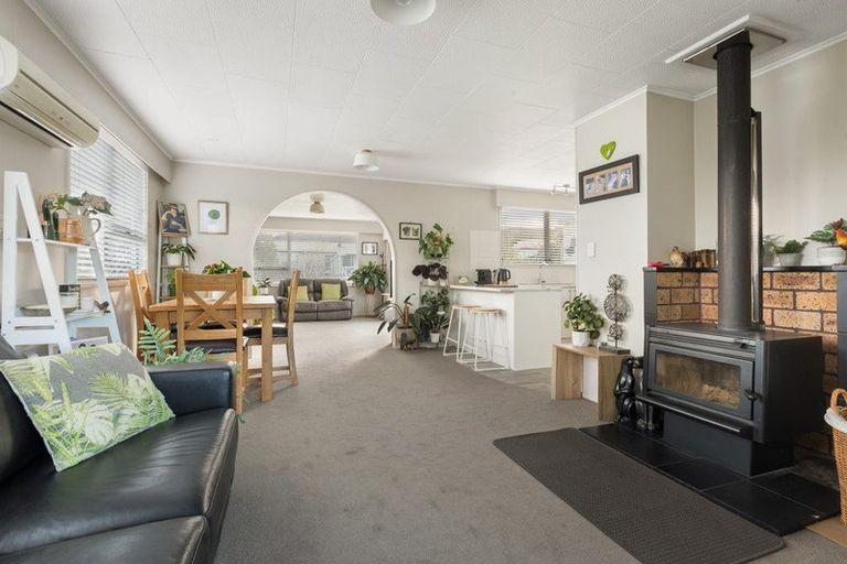 Photo of property in 1 Pickett Place, Waihi, 3610