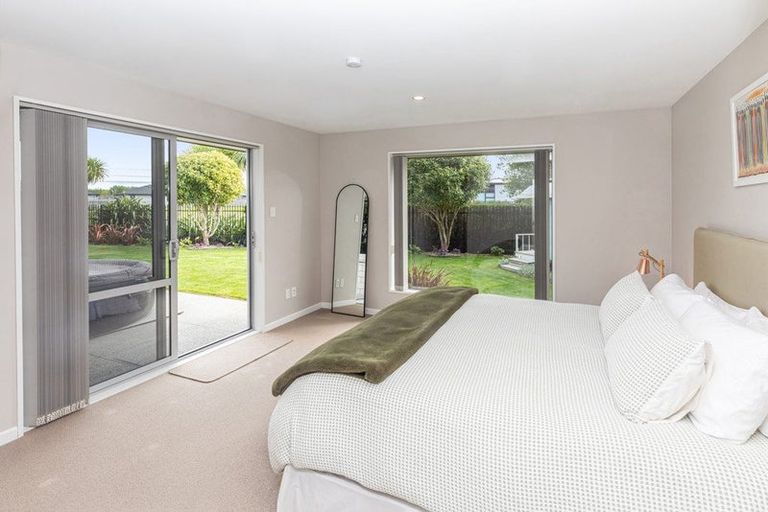 Photo of property in 71 Rannoch Drive, Broomfield, Christchurch, 8042