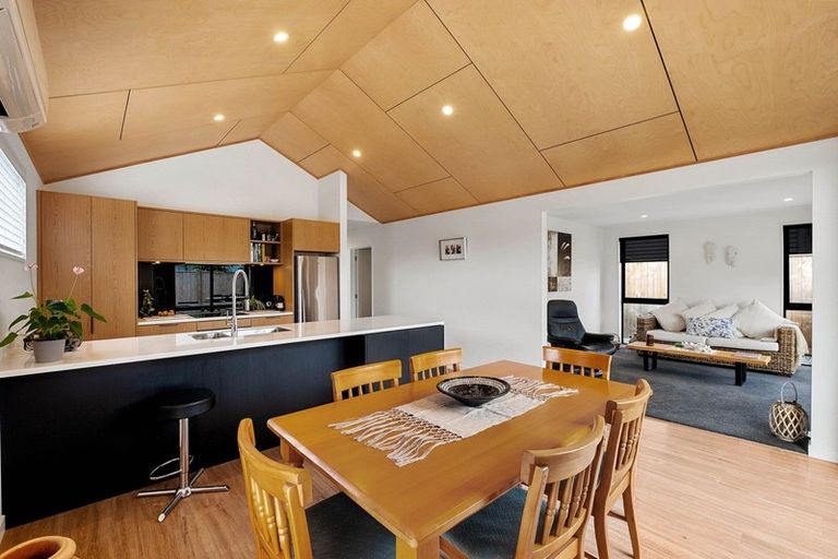 Photo of property in 11 Glen Dene Crescent, Wanaka, 9305