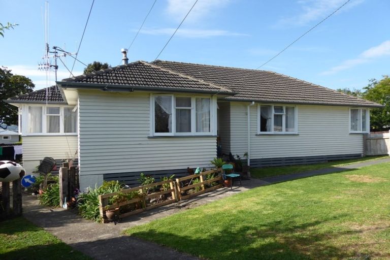 Photo of property in 10a Somerset Grove, Parkvale, Tauranga, 3112