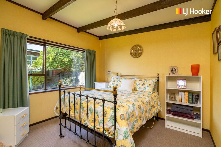 Photo of property in 51 Earls Road, Saint Clair, Dunedin, 9012