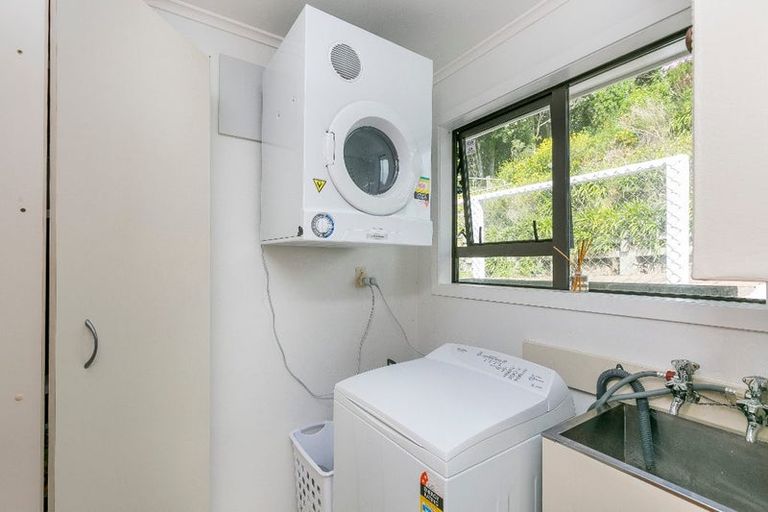 Photo of property in 12 Breton Grove, Kingston, Wellington, 6021