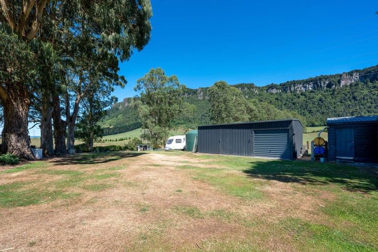Photo of property in 402 Apirana Road, Horohoro, Rotorua, 3077