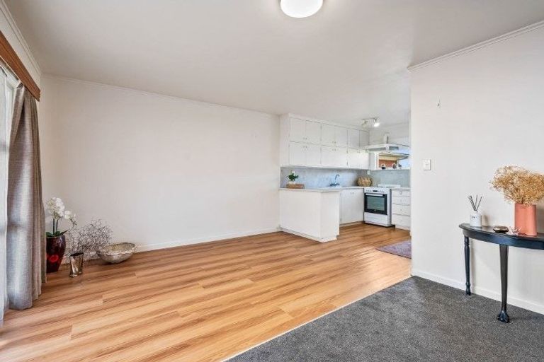 Photo of property in 22 Raewyn Street, Morningside, Whangarei, 0110