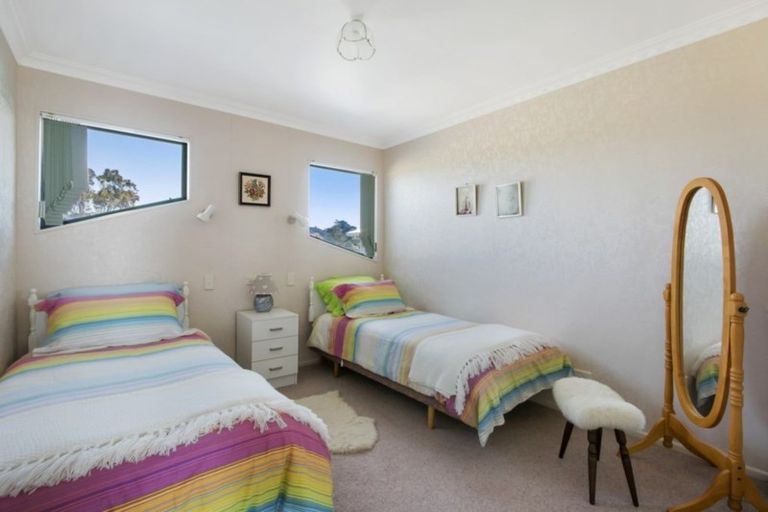 Photo of property in 142 Seaforth Road, Waihi Beach, 3611