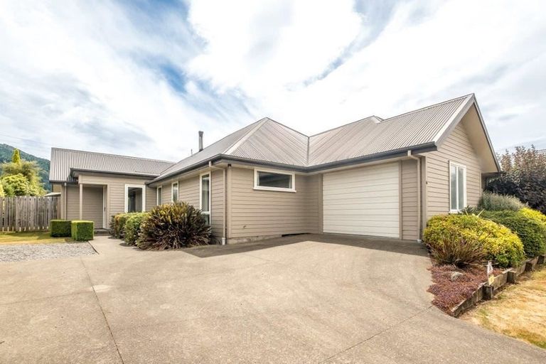 Photo of property in 4 Mount Charon Place, Hanmer Springs, 7334