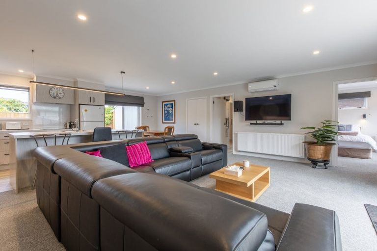 Photo of property in 11b Holyrood Terrace, Waipukurau, 4200