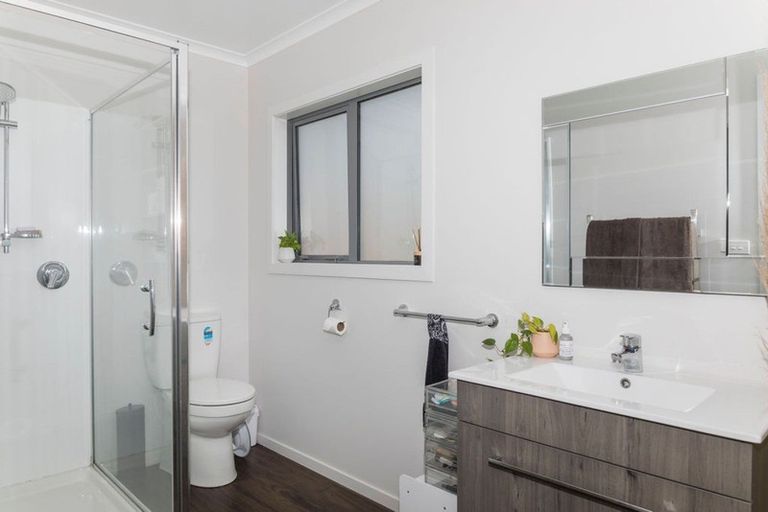 Photo of property in 220 Cowper Road, Dannevirke, 4976