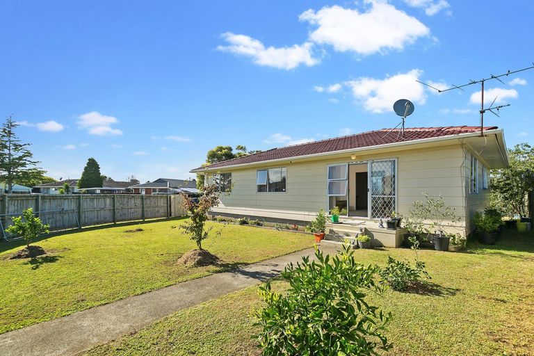 Photo of property in 31 Ashmore Place, Favona, Auckland, 2024
