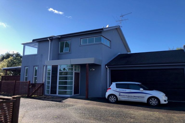 Photo of property in 11m Clearwater Cove, West Harbour, Auckland, 0618