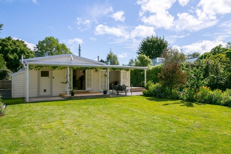 Photo of property in 15 Howard Street, Carterton, 5713