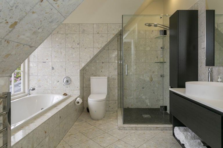 Photo of property in 23 Te Kopua Street, Acacia Bay, Taupo, 3330