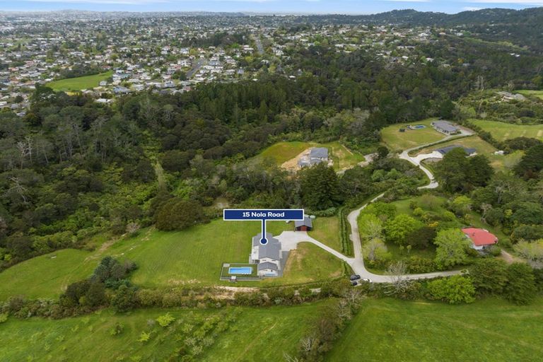 Photo of property in 15 Nola Road, Oratia, Auckland, 0604