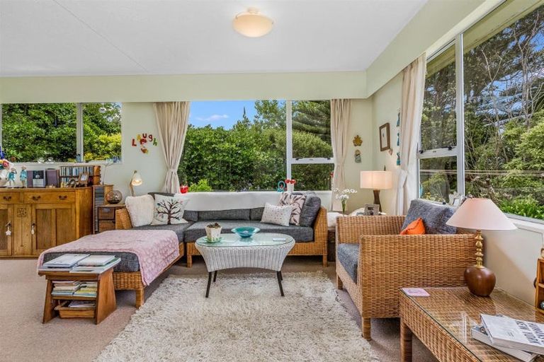 Photo of property in 4b The Track, Plimmerton, Porirua, 5026