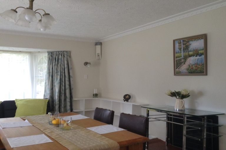 Photo of property in 165 Memorial Avenue, Burnside, Christchurch, 8053