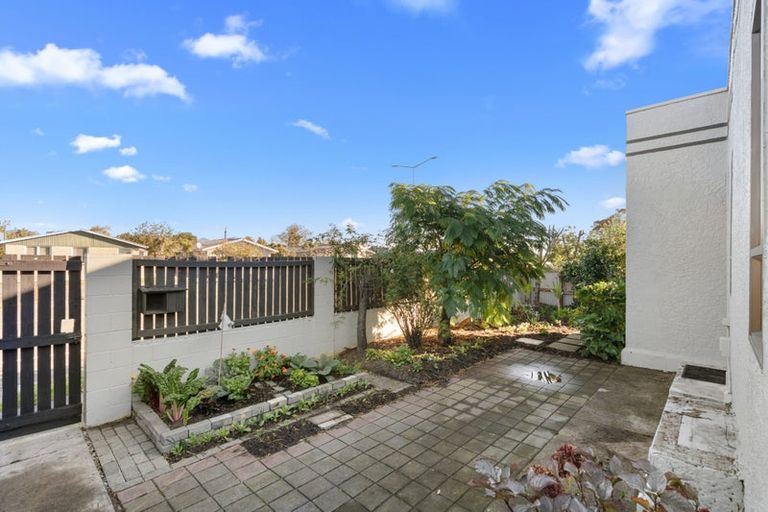 Photo of property in 1/71 Pages Road, Linwood, Christchurch, 8062