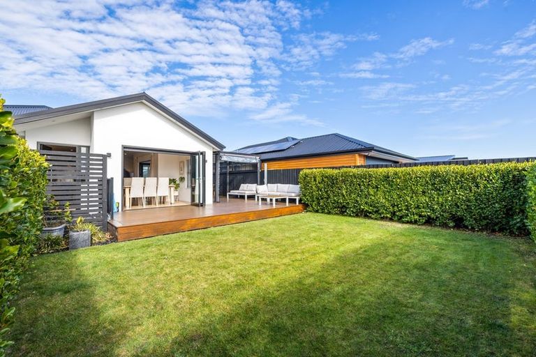 Photo of property in 32 Mckerrow Street, Marshland, Christchurch, 8083