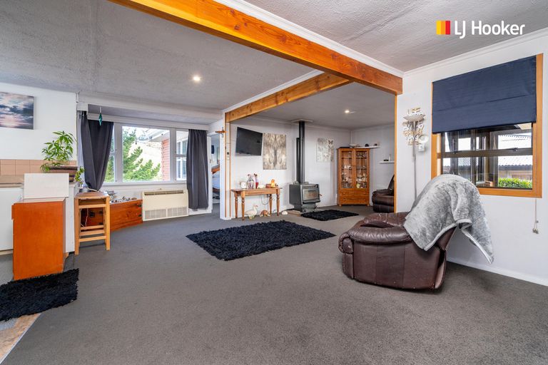 Photo of property in 26 Tomkins Street, Green Island, Dunedin, 9018