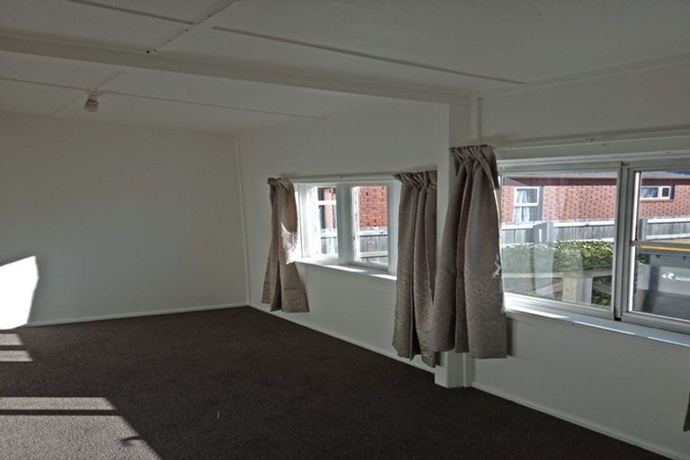 Photo of property in 140a Macandrew Road, South Dunedin, Dunedin, 9012