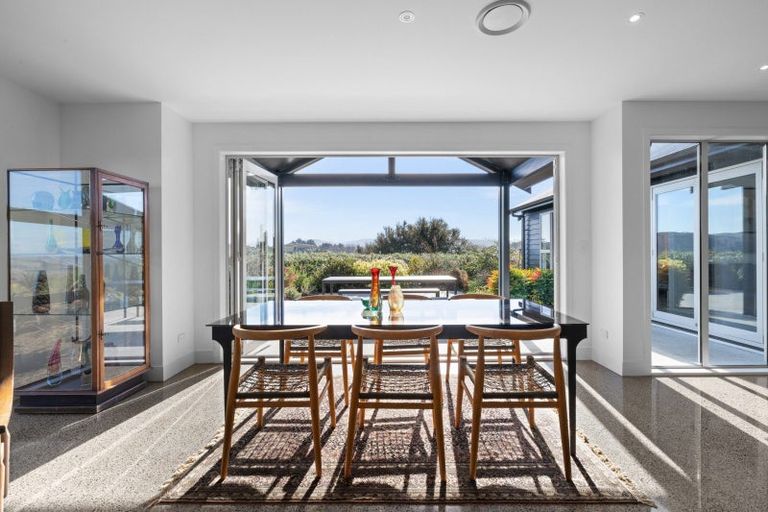 Photo of property in 22 Heipipi Drive, Eskdale, Napier, 4182