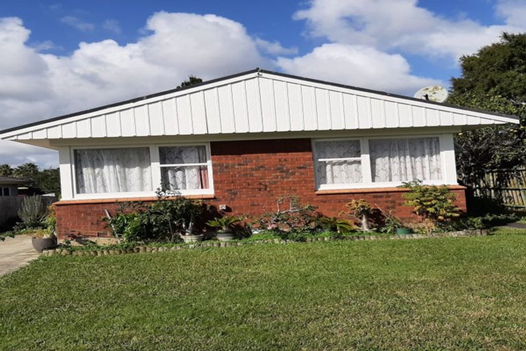 Photo of property in 1/4 Roseburn Place, Pakuranga, Auckland, 2010