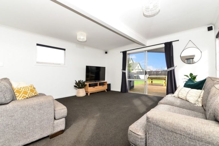 Photo of property in 1 Olwyn Terrace, Dinsdale, Hamilton, 3204