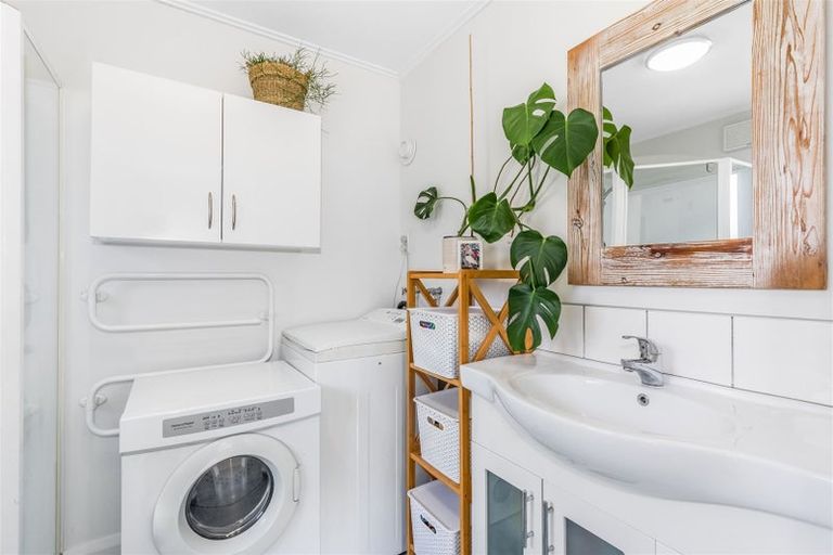 Photo of property in 38 Pencarrow Crescent, Wainuiomata, Lower Hutt, 5014