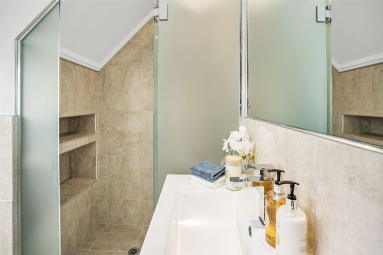 Photo of property in 306 Yaldhurst Road, Avonhead, Christchurch, 8042