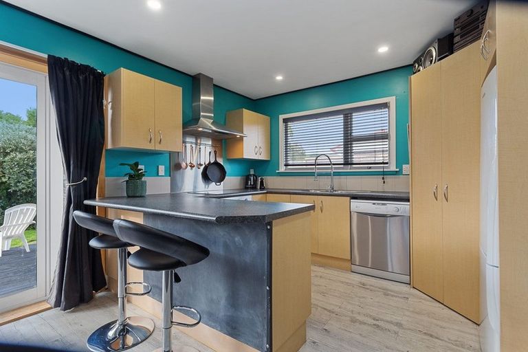 Photo of property in 23 Barclay Place, Burwood, Christchurch, 8061