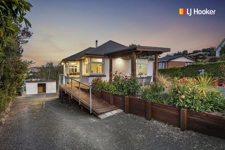 Photo of property in 12 Edinburgh Street, Green Island, Dunedin, 9018