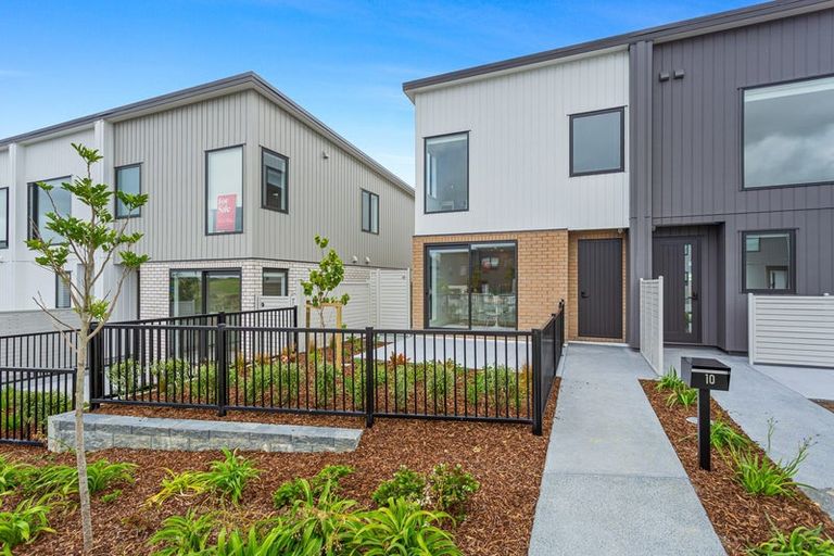 Photo of property in 10 Nuku Place, Manurewa, Auckland, 2102