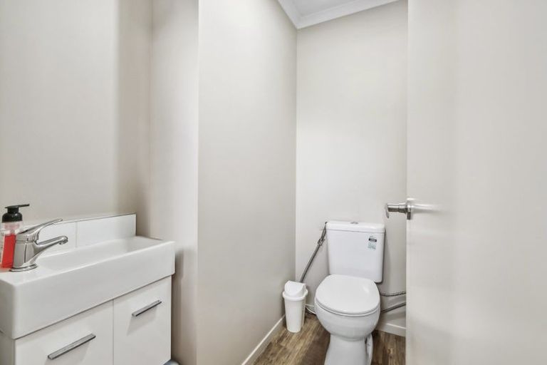 Photo of property in 9/102 Old Farm Road, Hamilton East, Hamilton, 3216