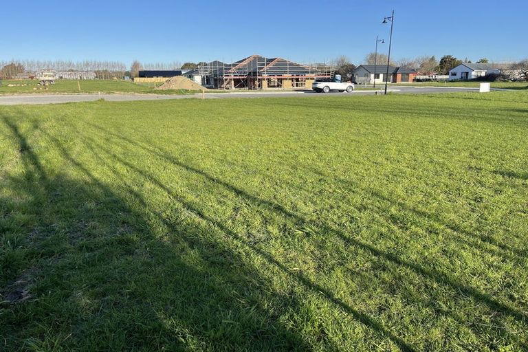 Photo of property in 23 Kakariki Crescent, Carterton, 5713