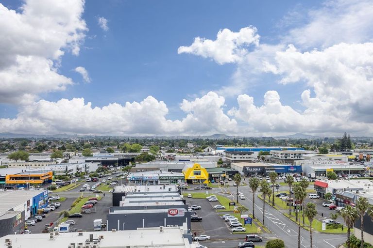 Photo of property in The Rennaissance, 9d/18 Ronwood Avenue, Manukau, Auckland, 2104