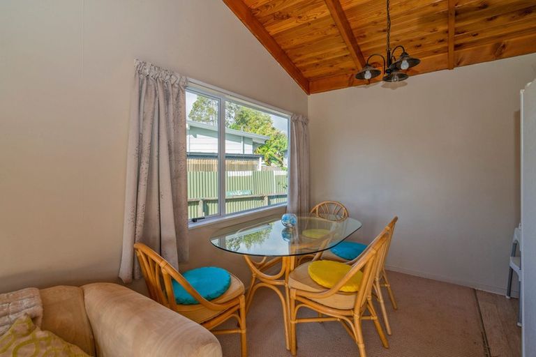 Photo of property in 28 Sarah Avenue, Whitianga, 3510